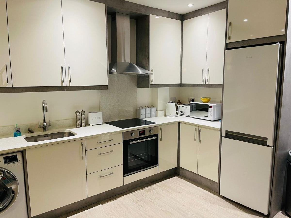 Apartmán Salt Hill Windsor Legoland Eton Heathrow Luxury 2 Bed 1 Bath Free Parking Slough Exteriér fotografie