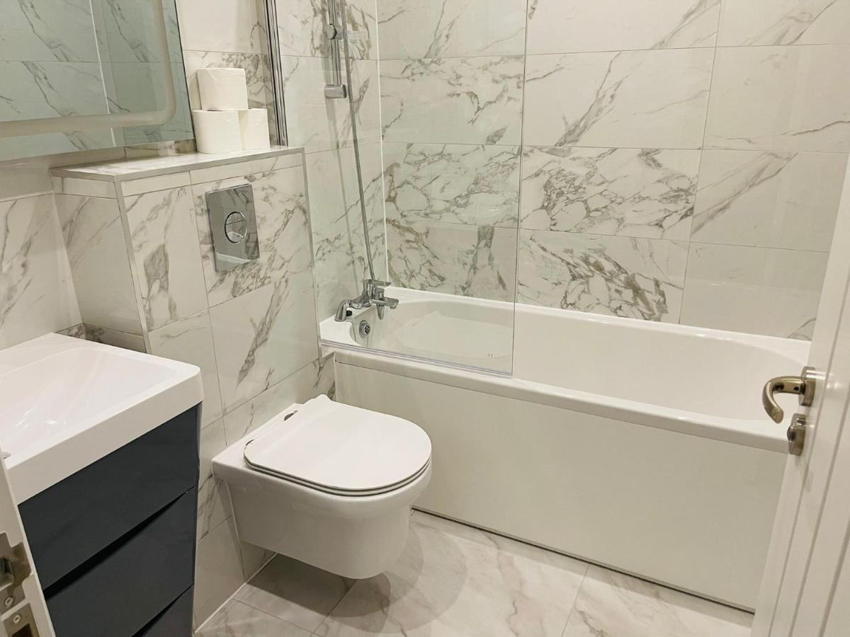Apartmán Salt Hill Windsor Legoland Eton Heathrow Luxury 2 Bed 1 Bath Free Parking Slough Exteriér fotografie